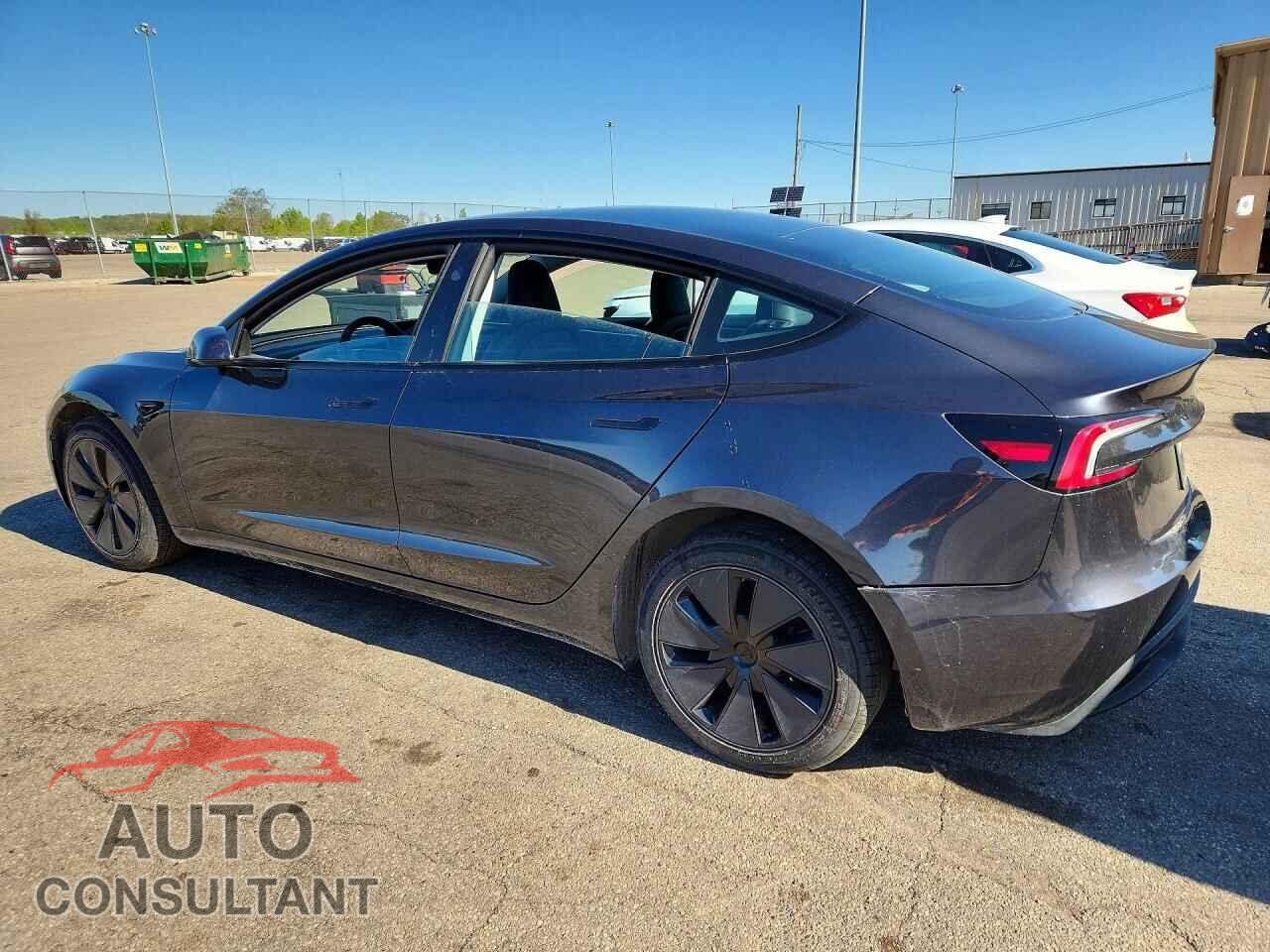 TESLA MODEL 3 2026 - 5YJ3E1EA4TF117544