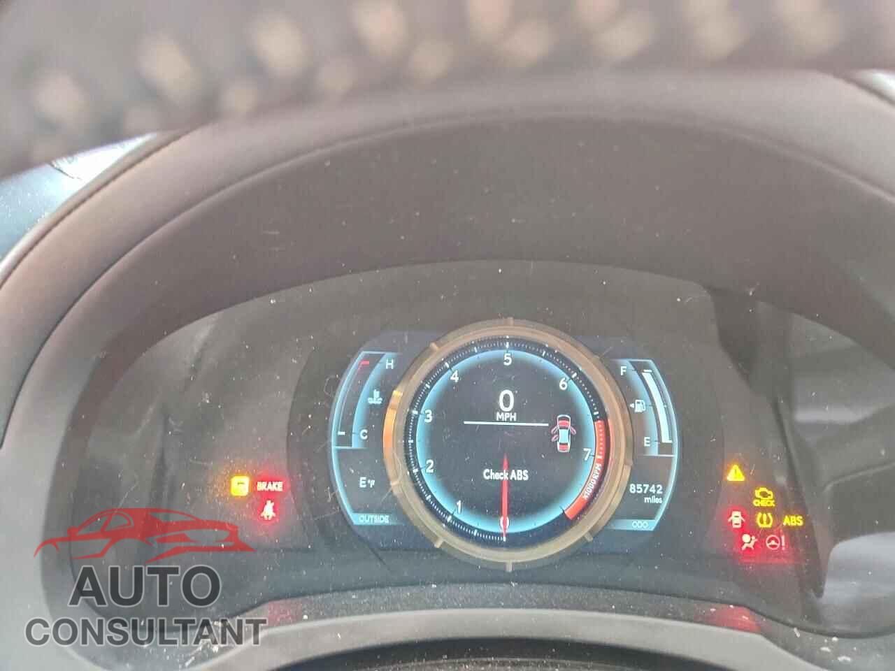 LEXUS IS 2015 - JTHCE1D21F5007226