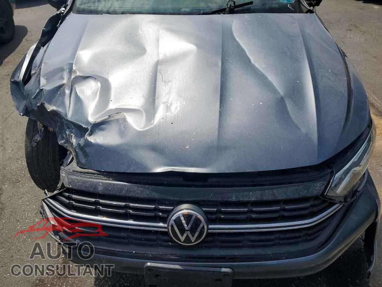 VOLKSWAGEN JETTA 2024 - 3VWBM7BU2RM025687