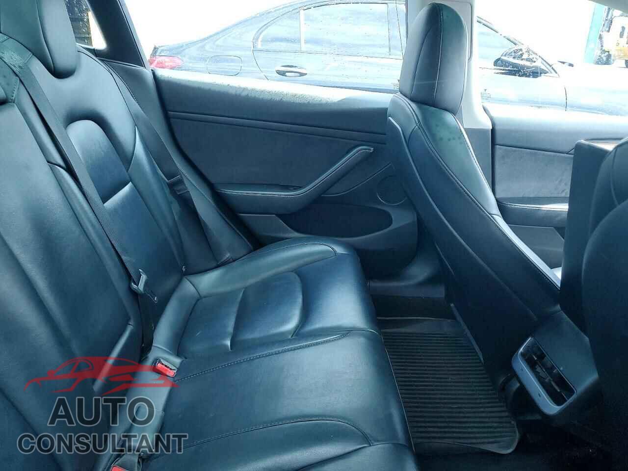 TESLA MODEL 3 2023 - 5YJ3E1EA4PF452101