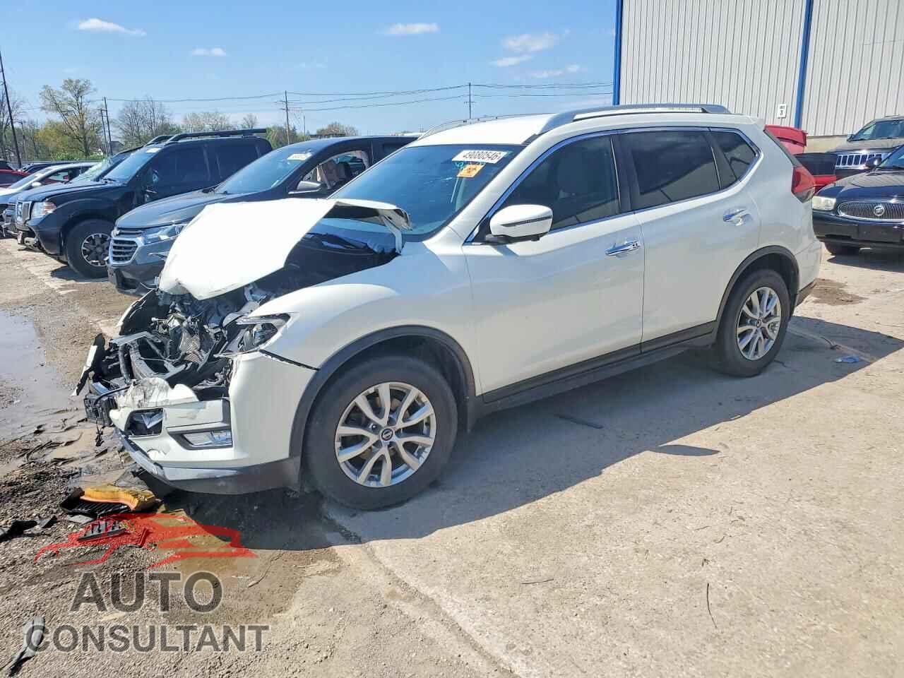NISSAN ROGUE 2017 - KNMAT2MT7HP556790