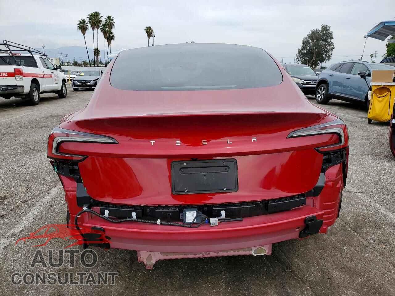 TESLA MODEL 3 2025 - 5YJ3E1EA6SF026015