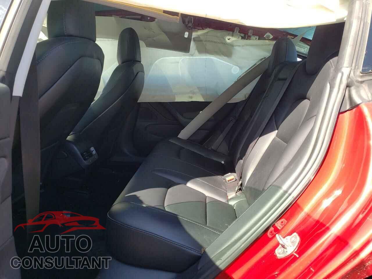 TESLA MODEL 3 2019 - 5YJ3E1EB7KF191645