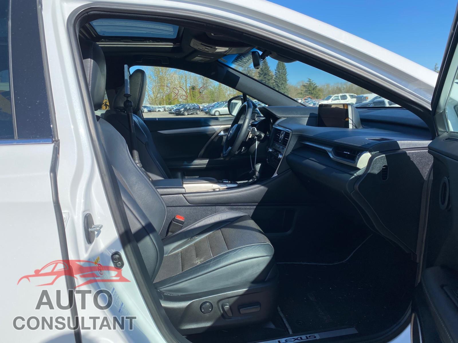 LEXUS RX450 2017 - 2T2BGMCA7HC009680