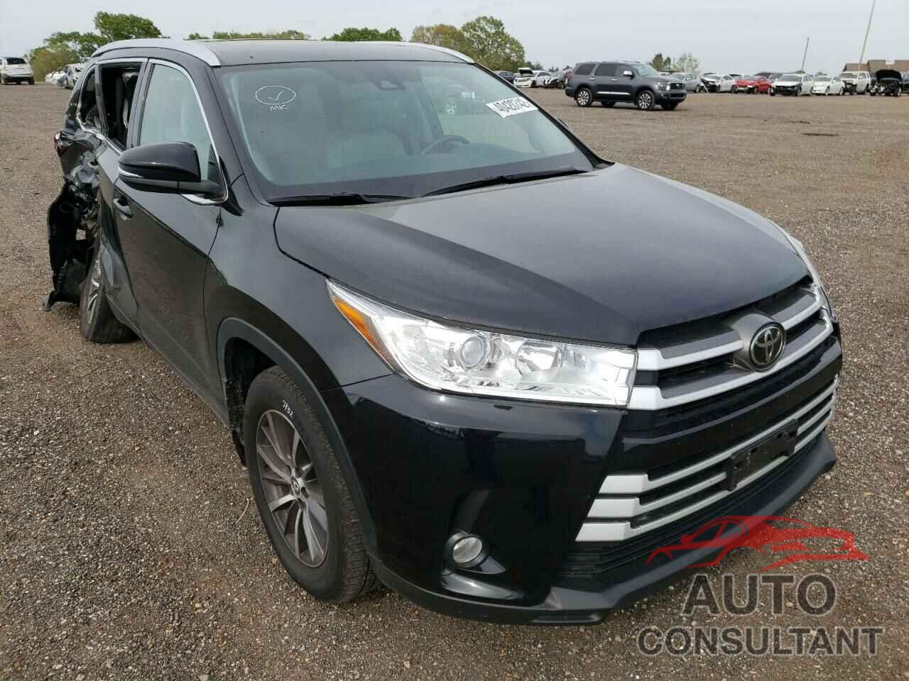 TOYOTA HIGHLANDER 2019 - 5TDJZRFH0KS574903