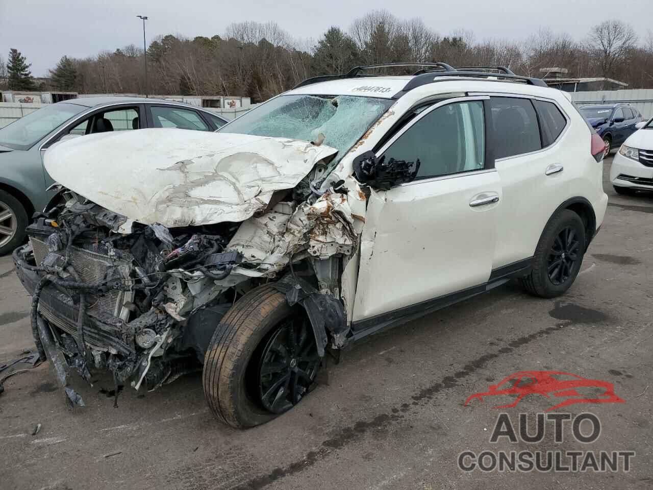 NISSAN ROGUE 2018 - 5N1AT2MV9JC754877