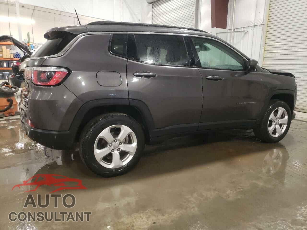 JEEP COMPASS 2018 - 3C4NJDBB7JT142732