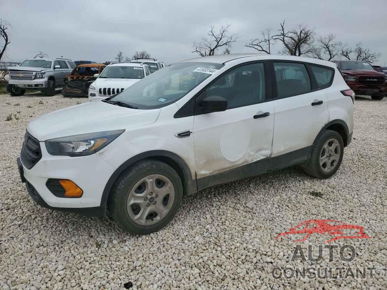 FORD ESCAPE 2018 - 1FMCU0F71JUC59110