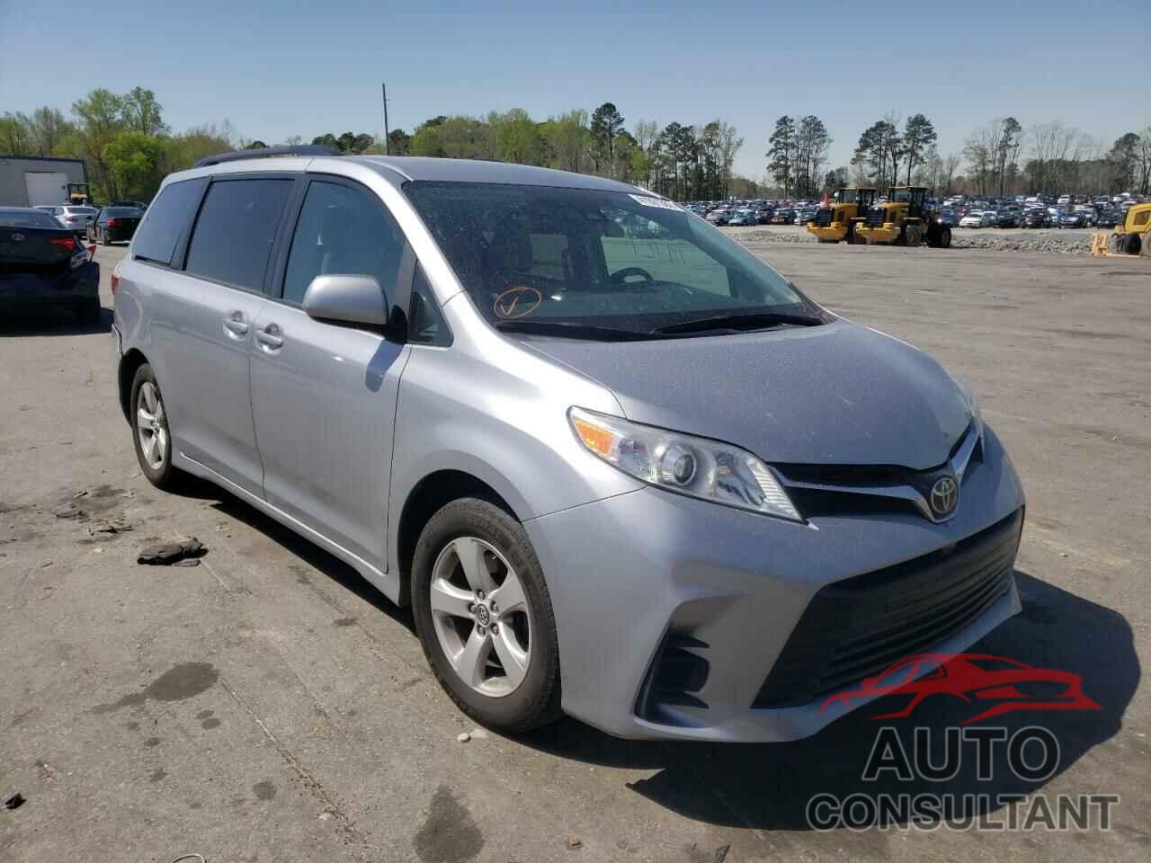 TOYOTA SIENNA 2018 - 5TDKZ3DC0JS907026