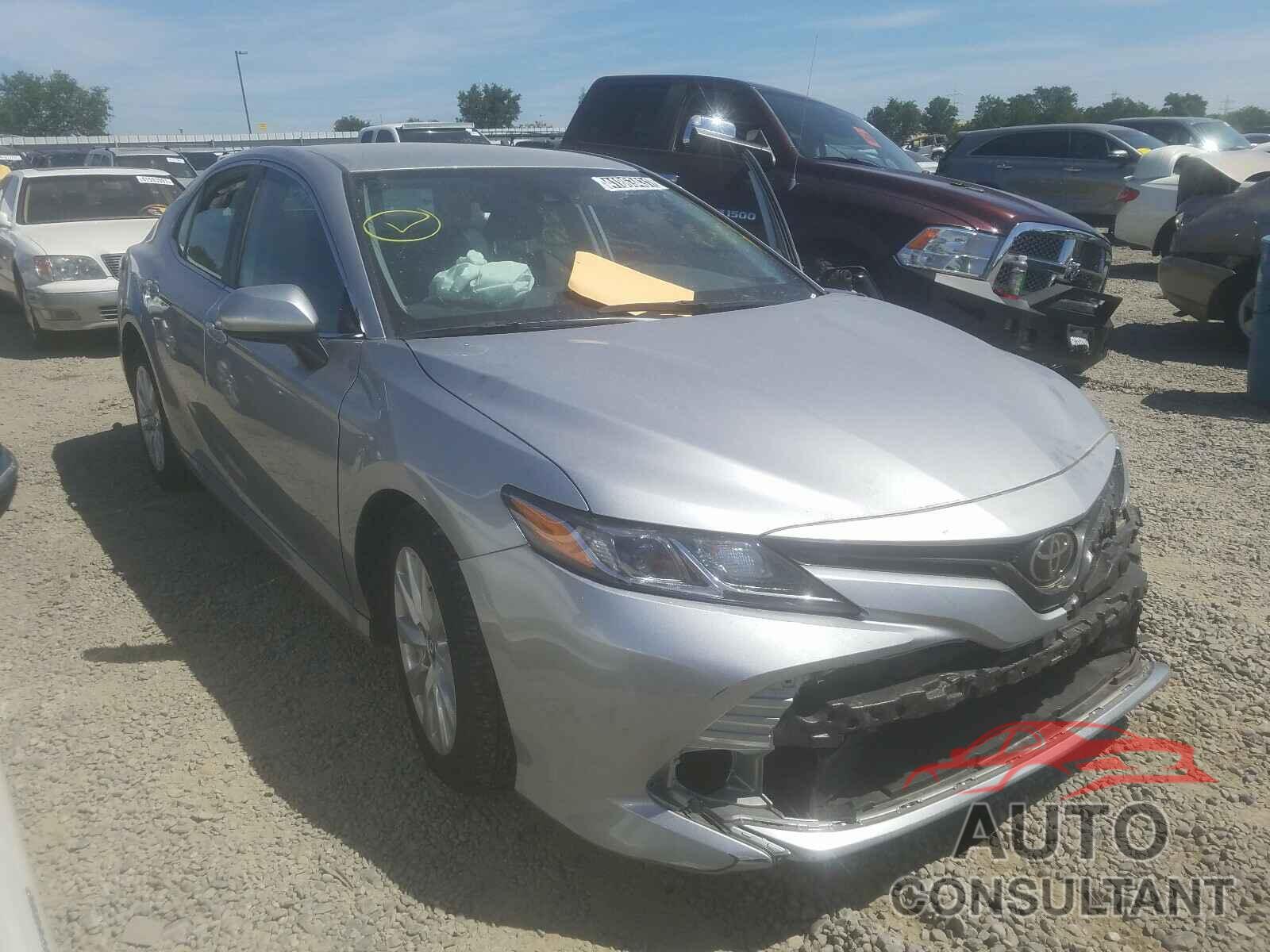 TOYOTA CAMRY 2019 - 4T1B11HK5KU243232