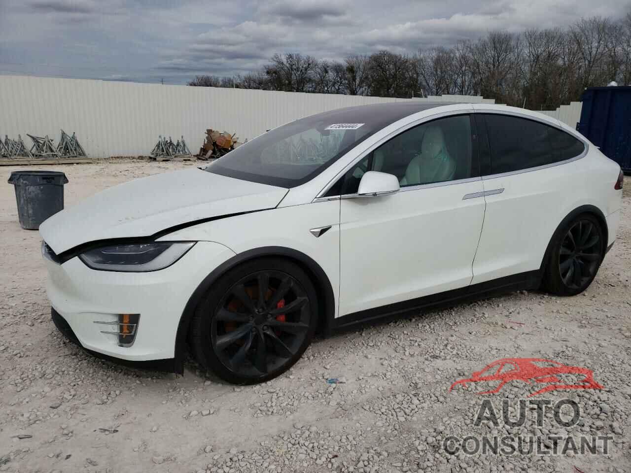 TESLA MODEL X 2019 - 5YJXCBE44KF180844