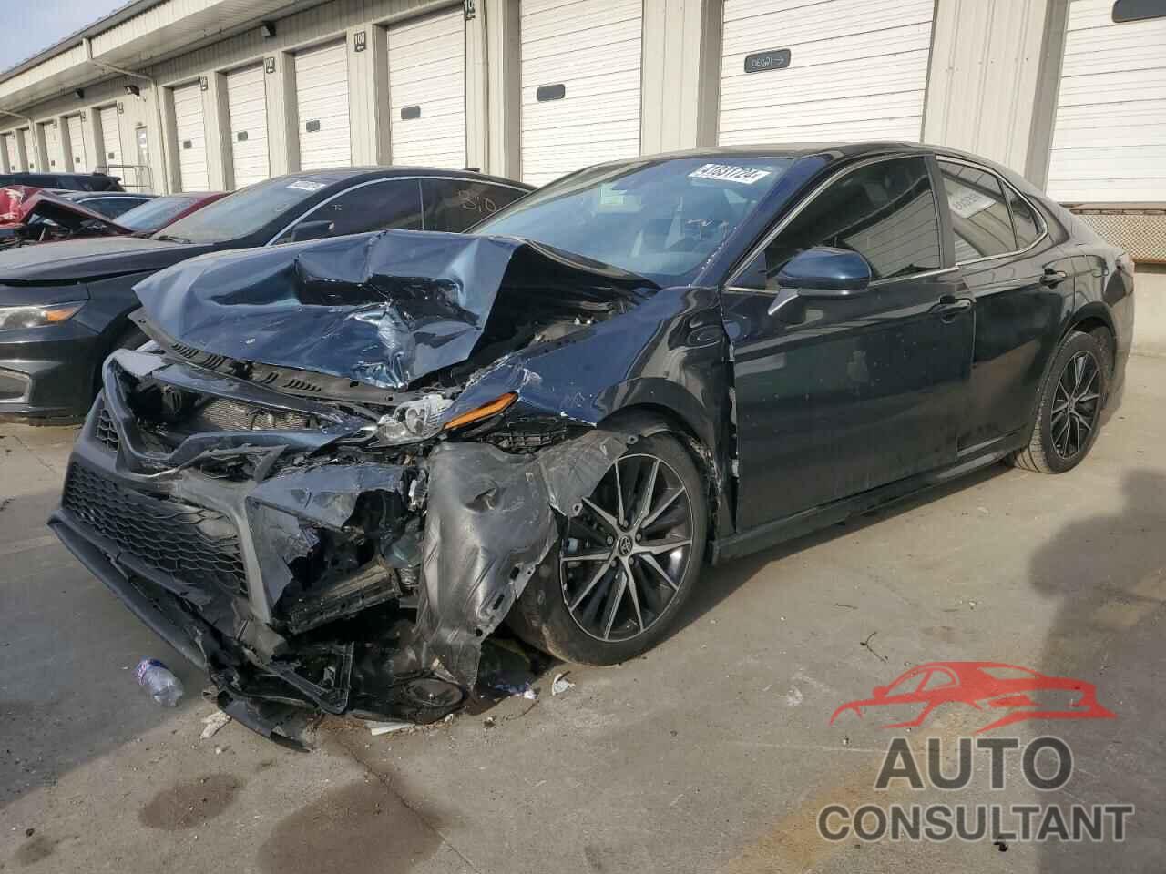 TOYOTA CAMRY 2021 - 4T1G11BK4MU047316