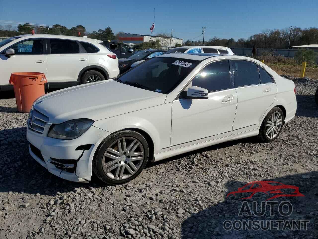 MERCEDES-BENZ C-CLASS 2013 - WDDGF8AB9DA821812