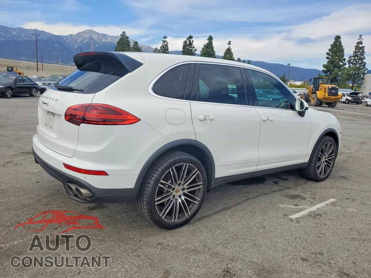 PORSCHE CAYENNE 2015 - WP1AB2A29FLA59791
