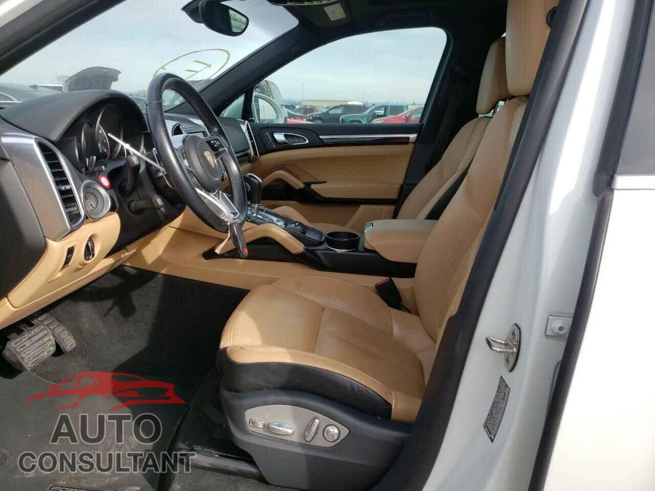 PORSCHE CAYENNE 2016 - WP1AA2A20GLA10807