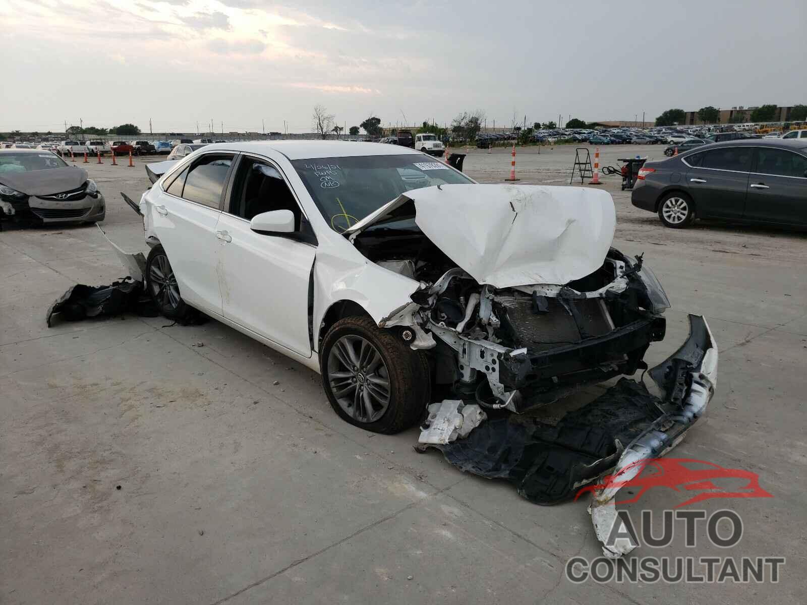 TOYOTA CAMRY 2016 - 4T1BF1FK9GU241785
