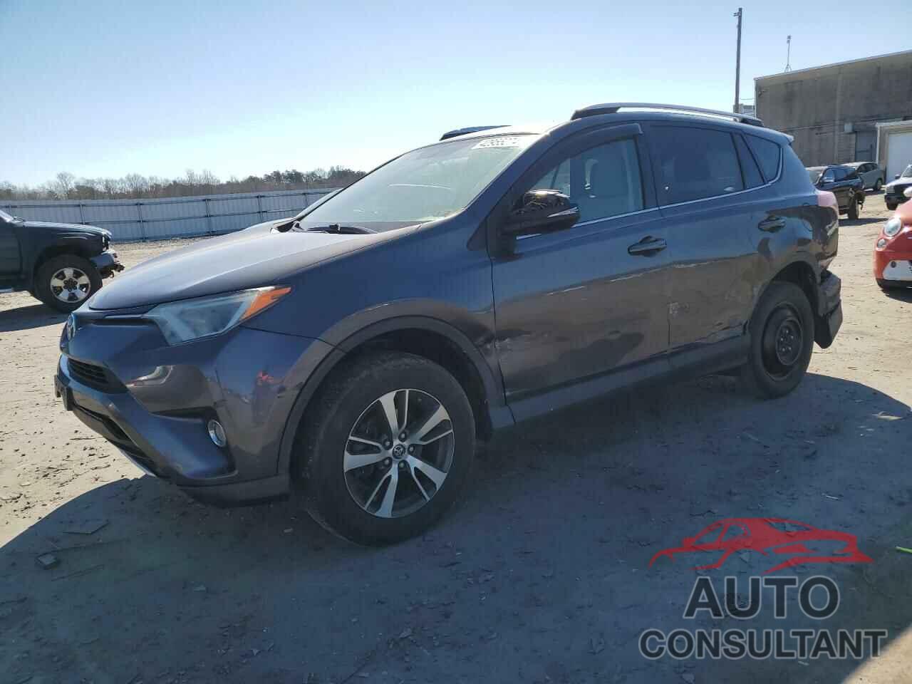 TOYOTA RAV4 2016 - JTMRFREV5GJ073111