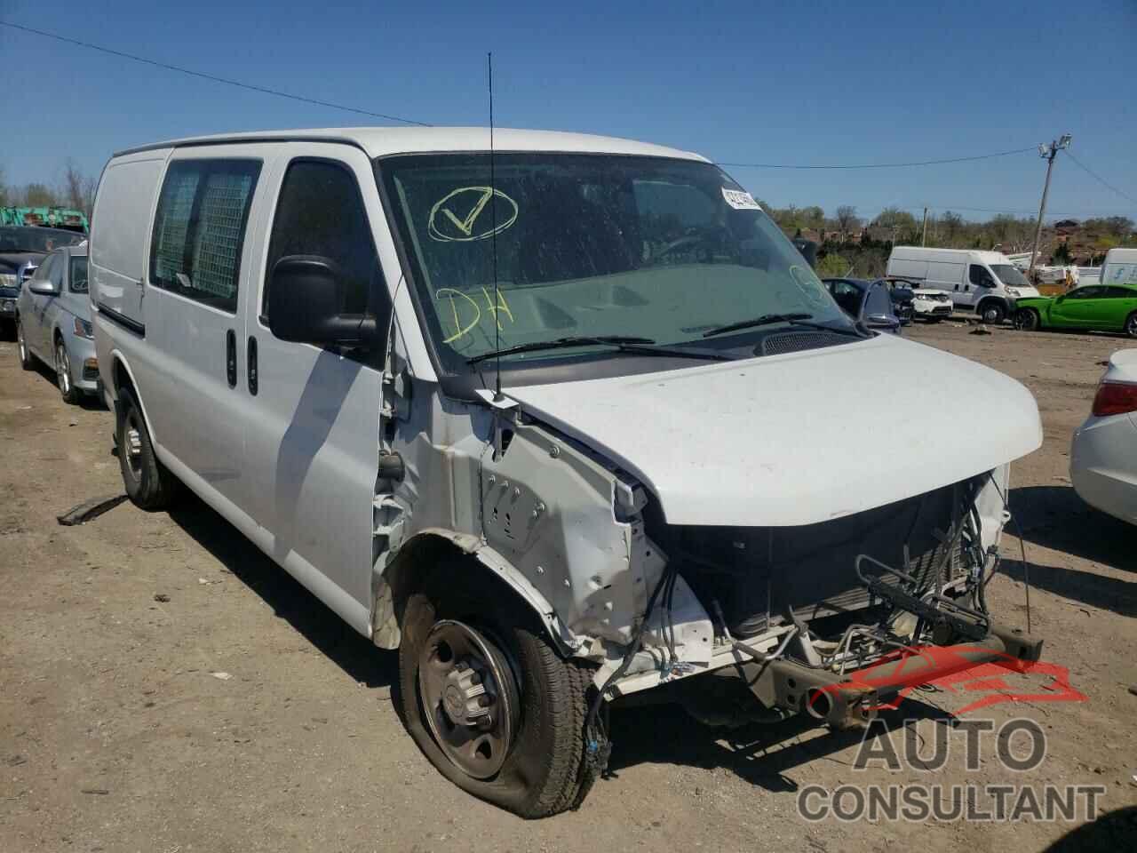 CHEVROLET EXPRESS 2018 - 1GCWGAFG4J1907524