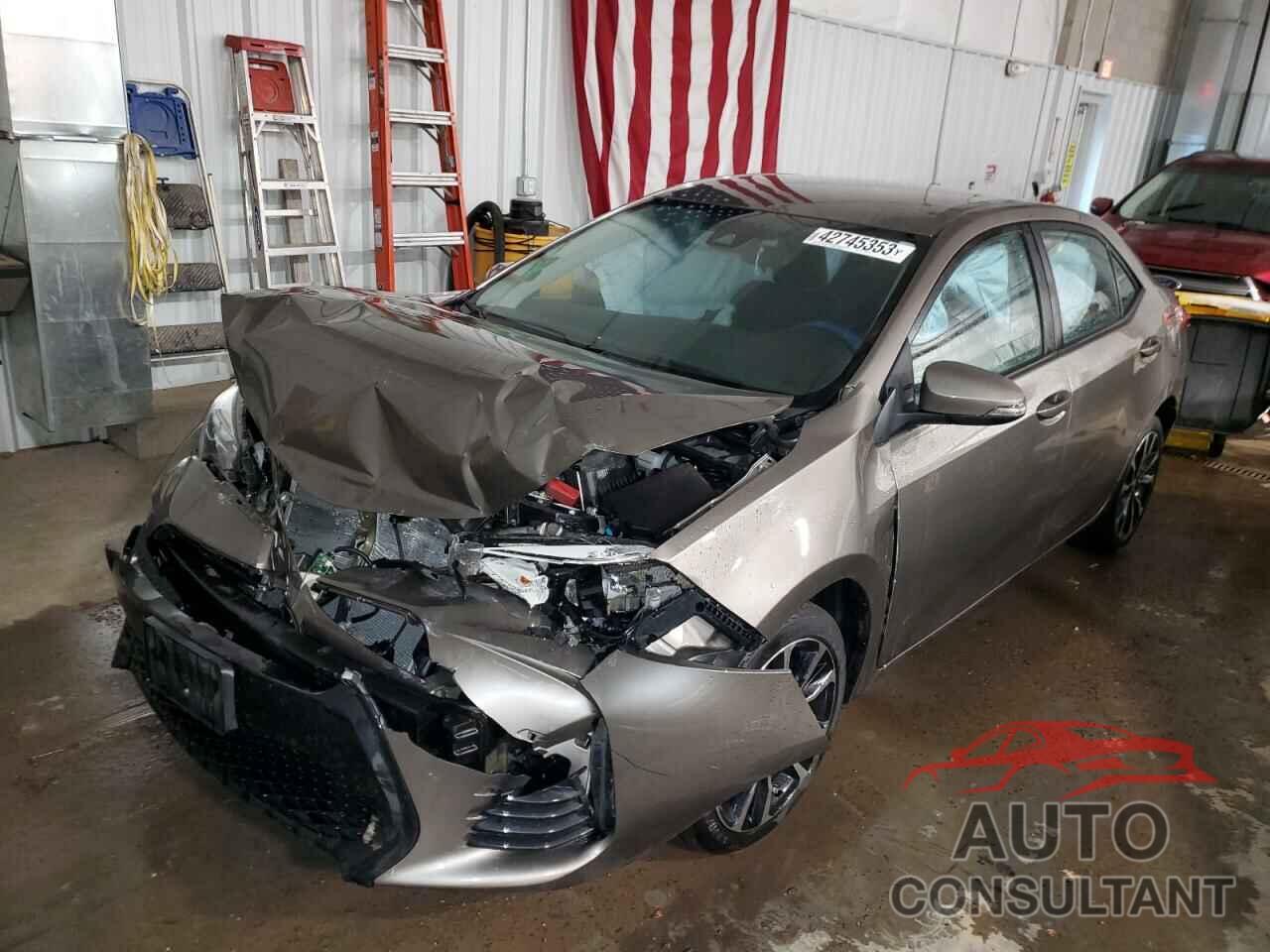 TOYOTA COROLLA 2018 - 5YFBURHE6JP816803
