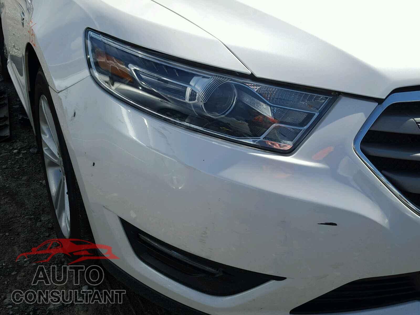FORD TAURUS 2015 - 1FAHP2E86FG189638