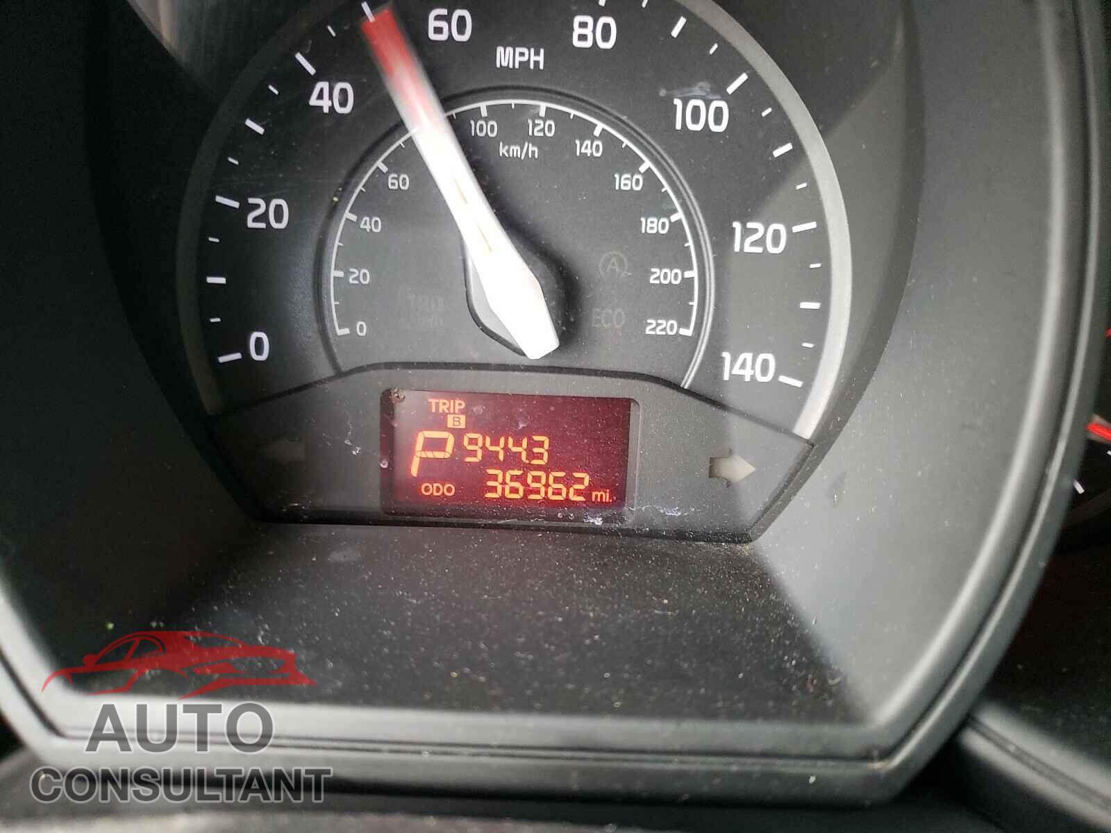 KIA RIO 2017 - KNADN4A30H6058148