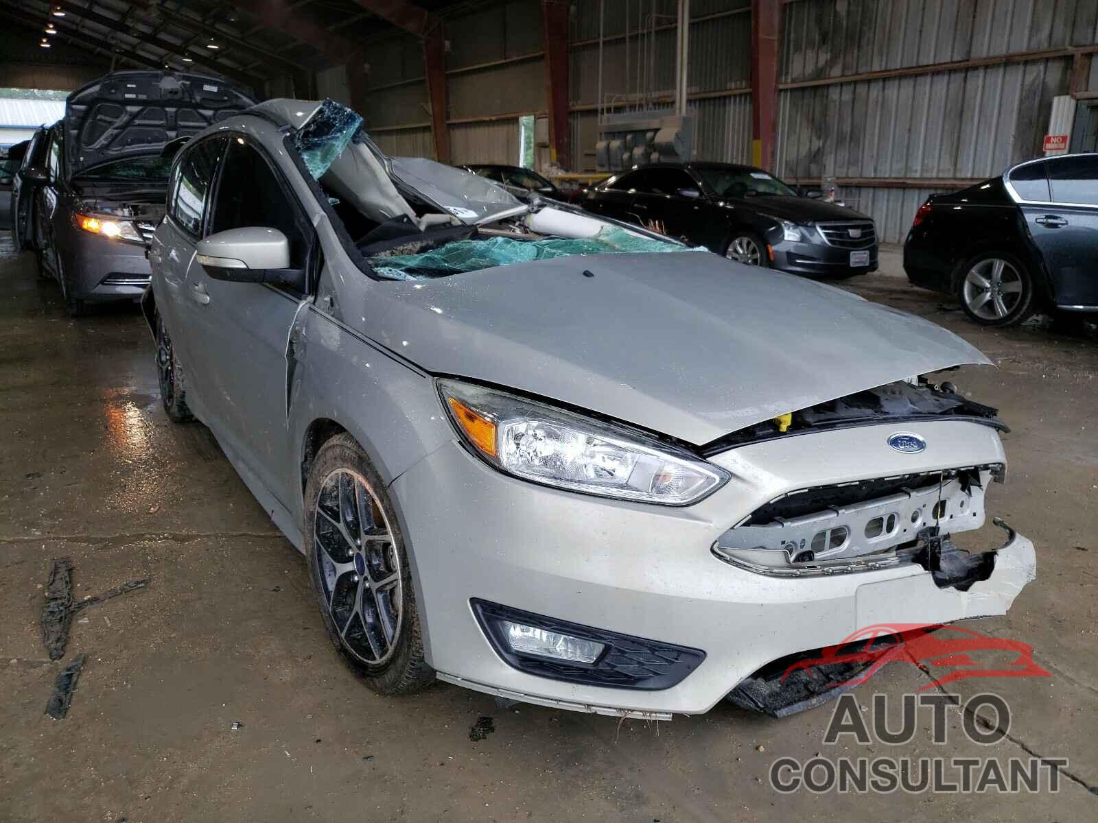 FORD FOCUS 2016 - 1FADP3K24GL376518