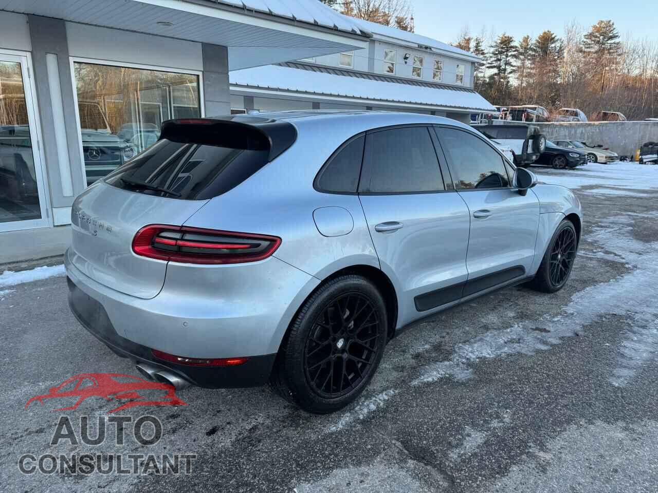 PORSCHE MACAN 2015 - WP1AB2A55FLB73040