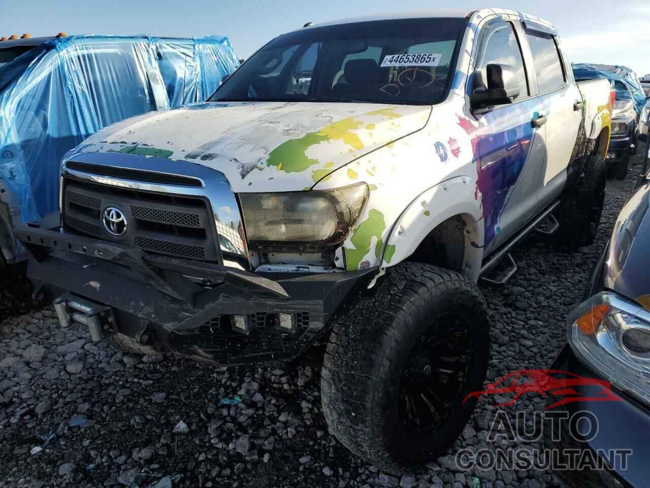TOYOTA TUNDRA 2011 - 5TFDW5F13BX191548