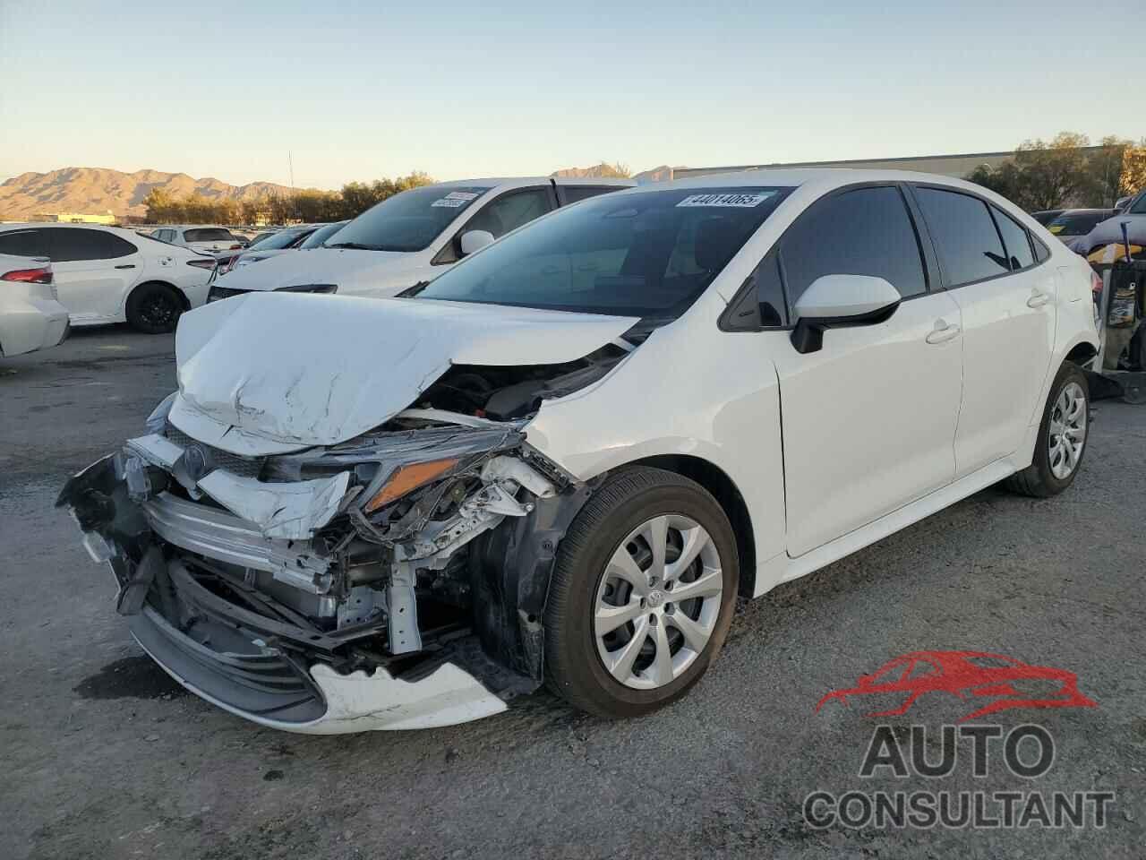 TOYOTA COROLLA 2024 - JTDBCMFE1R3068376