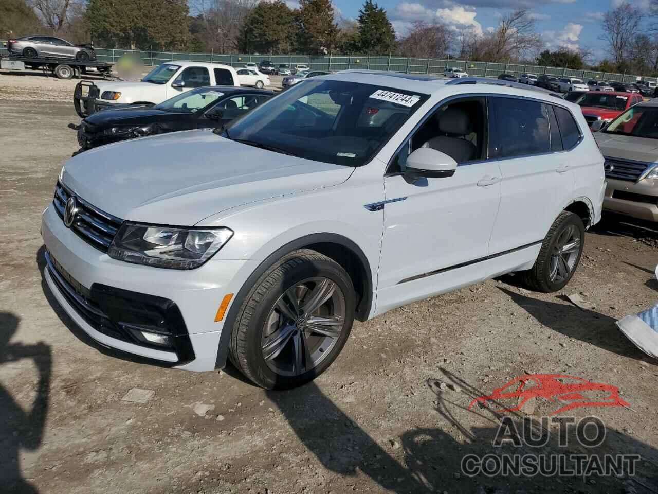 VOLKSWAGEN TIGUAN 2018 - 3VV2B7AX5JM199831