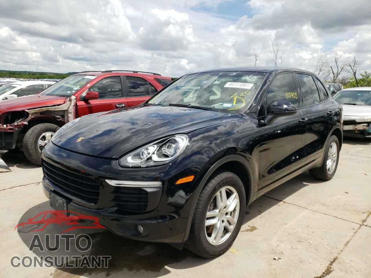 PORSCHE CAYENNE 2016 - WP1AA2A25GLA00810