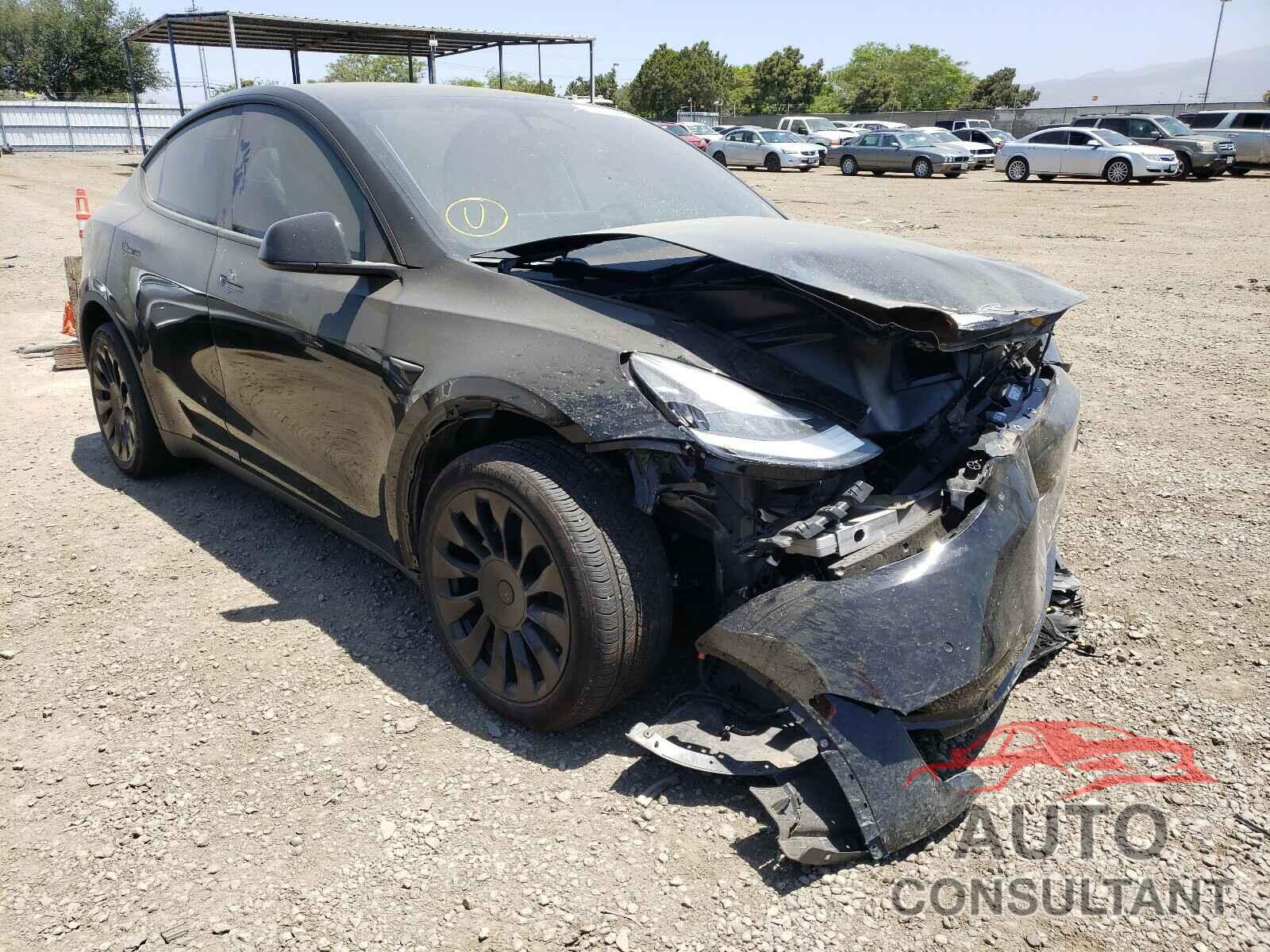 TESLA MODEL Y 2020 - 5YJYGDEE0LF017736