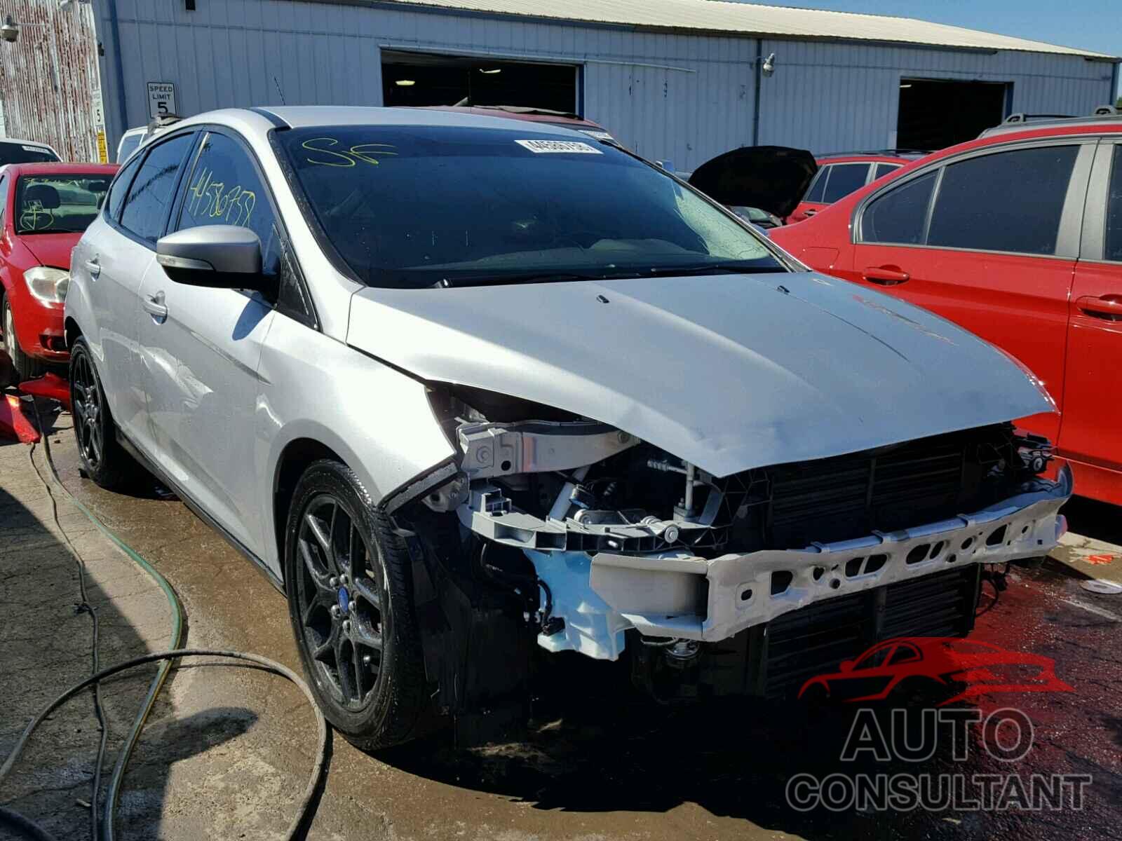 FORD FOCUS 2016 - 1FADP3K26GL206032