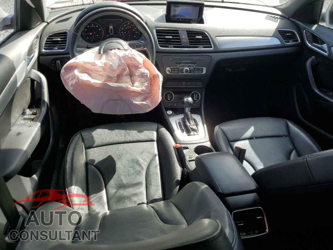 AUDI Q3 2017 - WA1HCCFS5HR004213