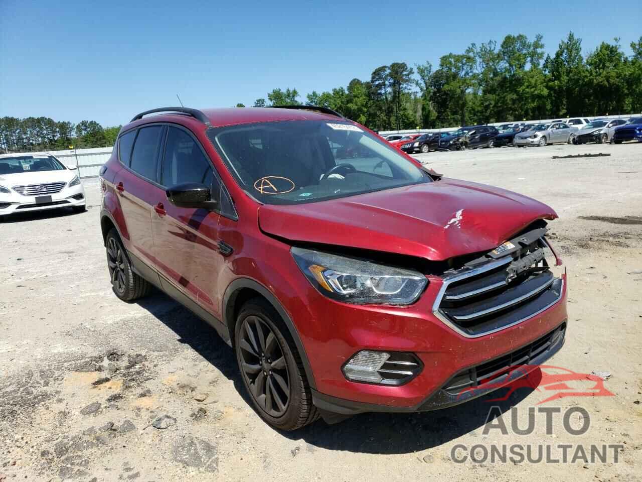 FORD ESCAPE 2017 - 1FMCU0GD7HUB85786