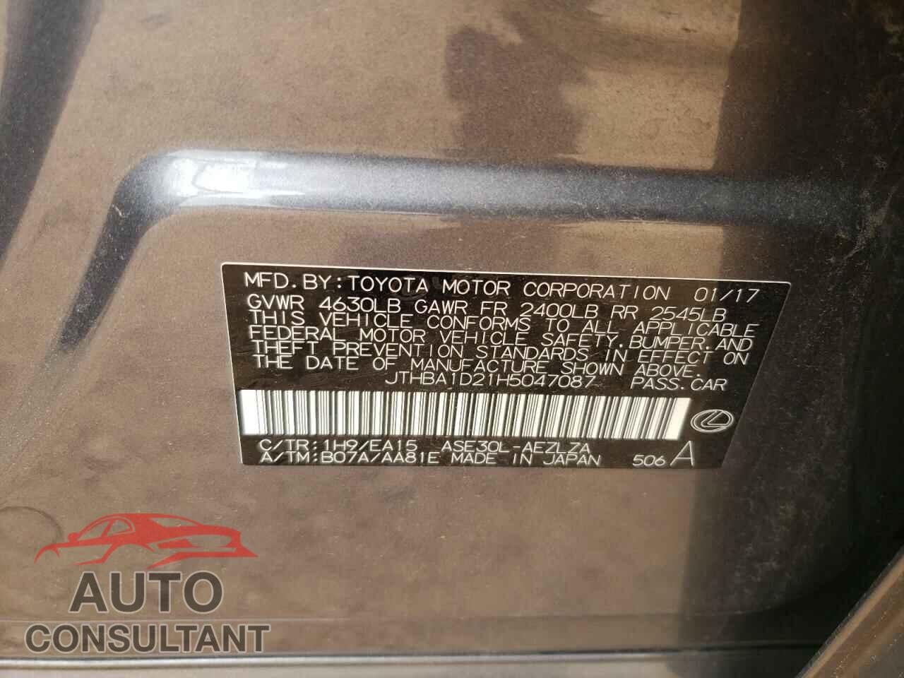 LEXUS IS 2017 - JTHBA1D21H5047087