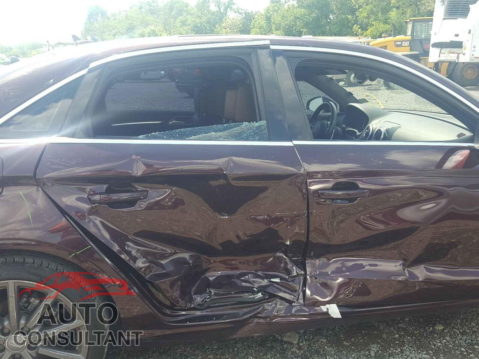 AUDI A3 2015 - WAUCJHFF9F1104541