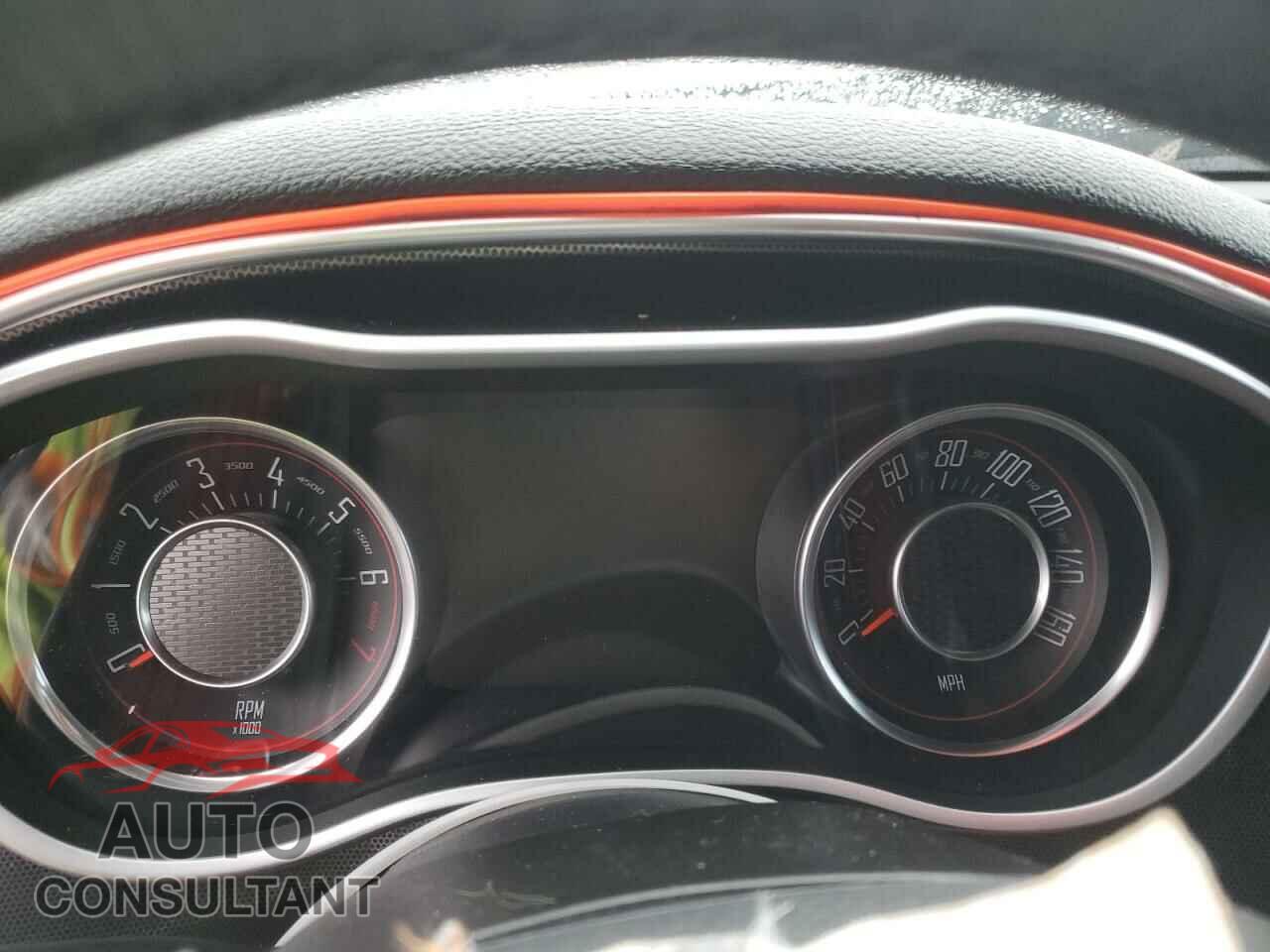 DODGE CHALLENGER 2015 - 2C3CDZBG0FH794331