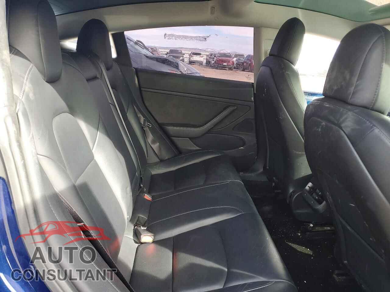 TESLA MODEL 3 2018 - 5YJ3E1EA5JF155099