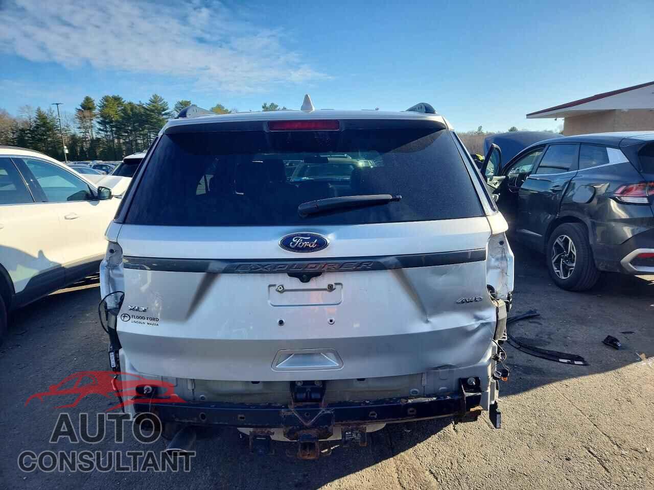 FORD EXPLORER 2017 - 1FM5K8D82HGD39159