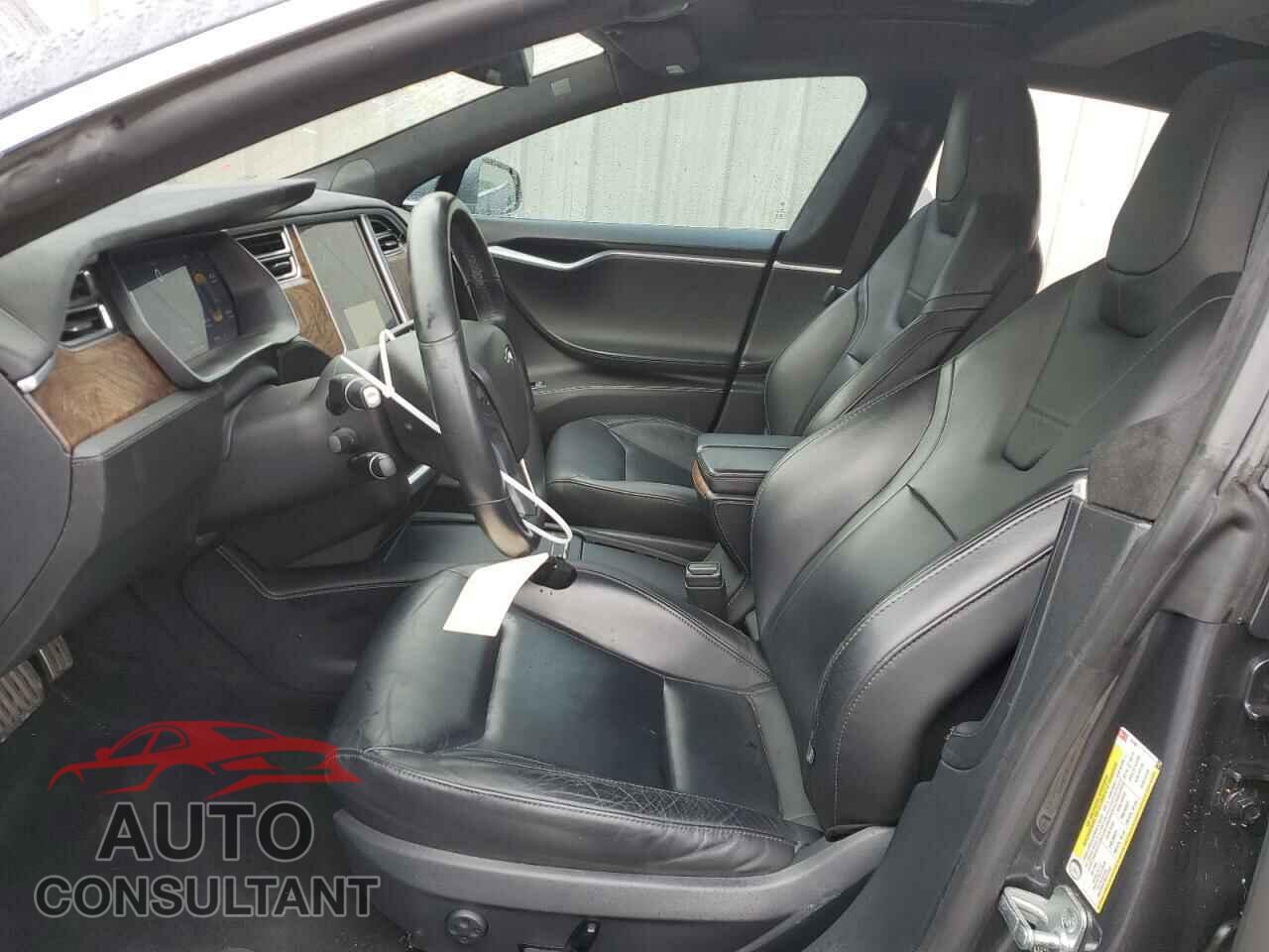 TESLA MODEL S 2016 - 5YJSA1E27GF151001