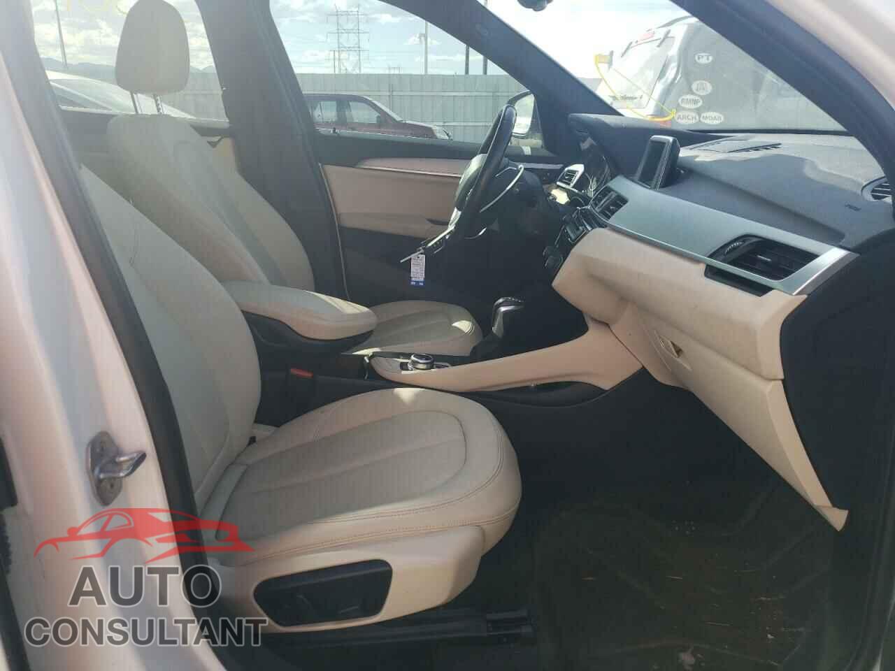 BMW X1 2017 - WBXHT3C30H5F85572