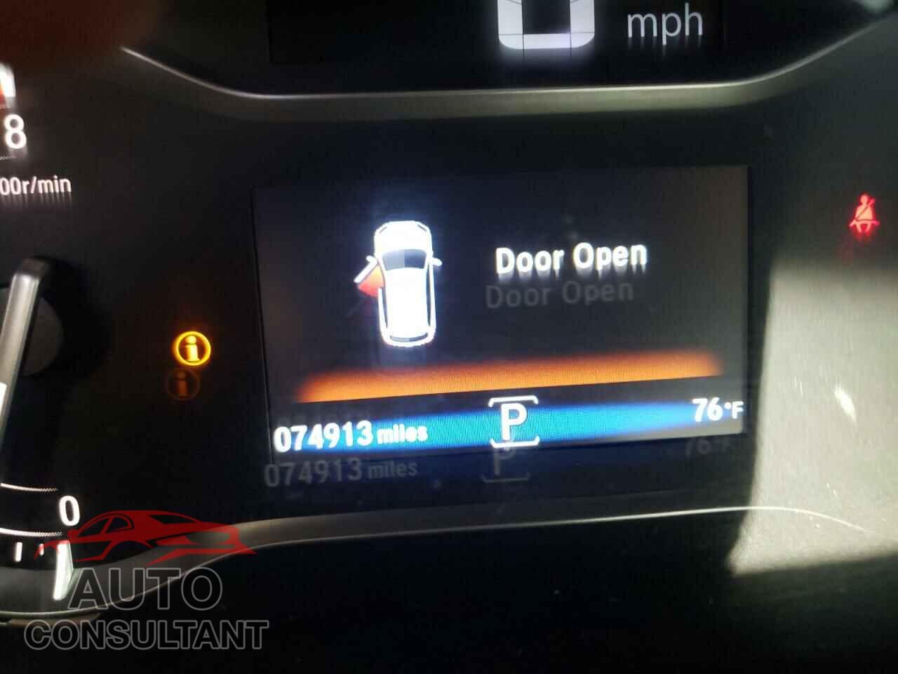 HONDA PILOT 2018 - 5FNYF5H34JB002012