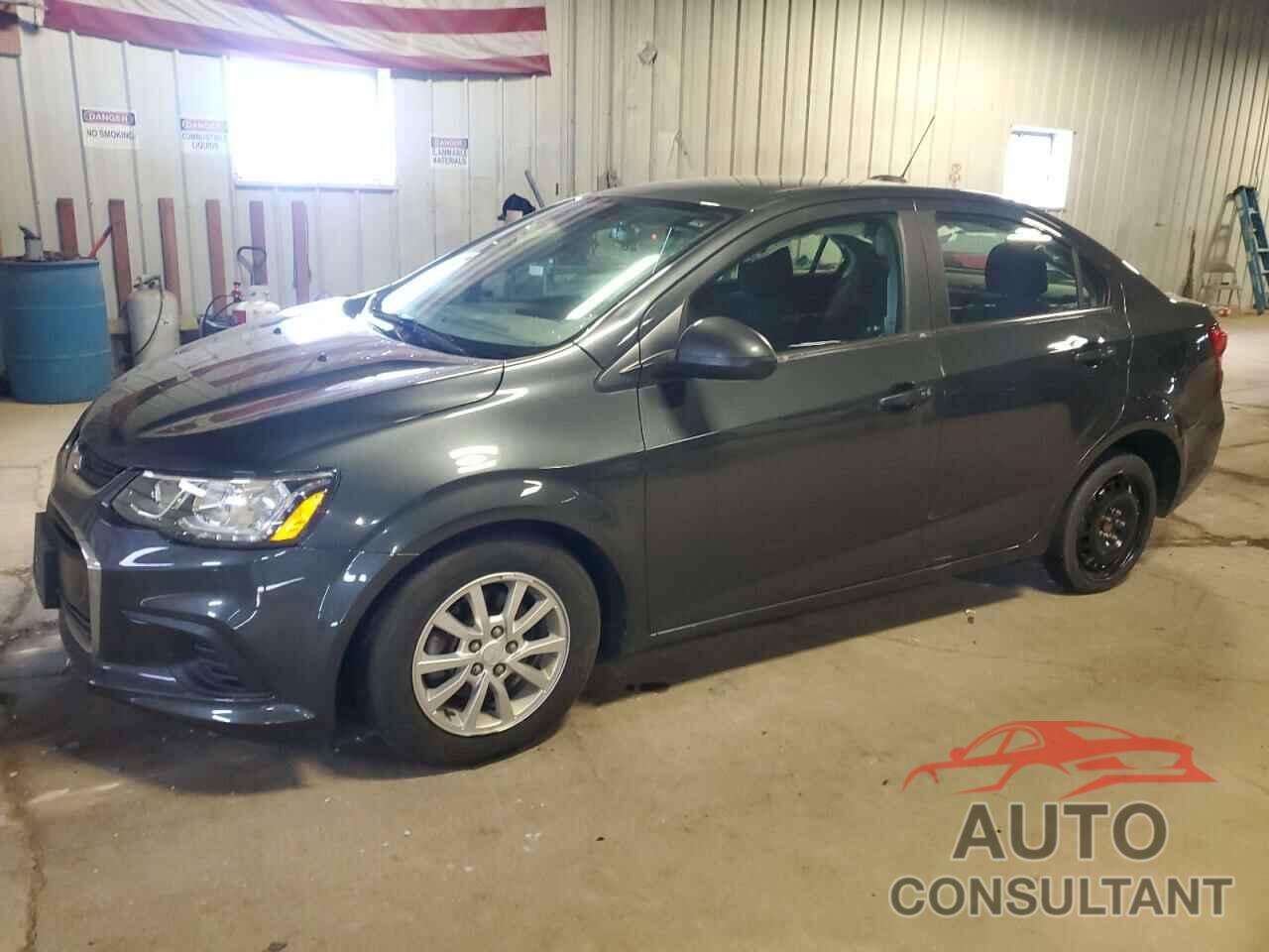 CHEVROLET SONIC 2018 - 1G1JD5SH2J4140031