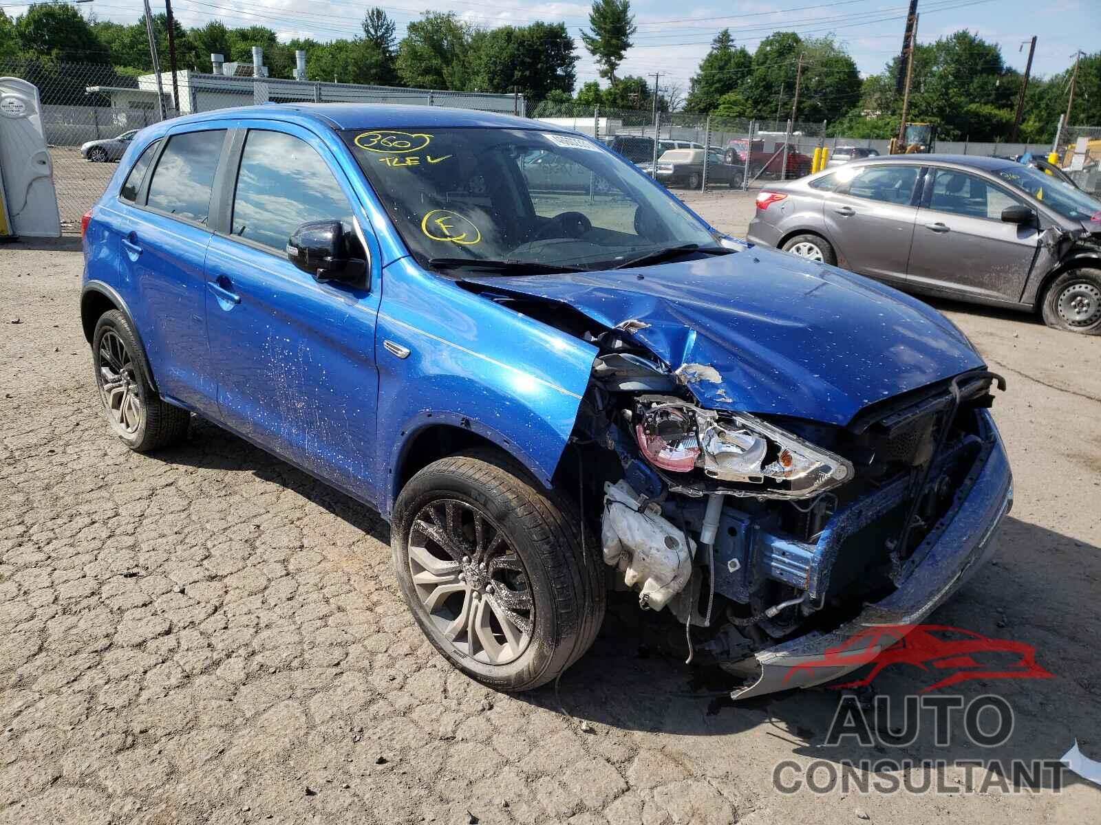 MITSUBISHI OUTLANDER 2018 - JA4AP3AU8JU014493