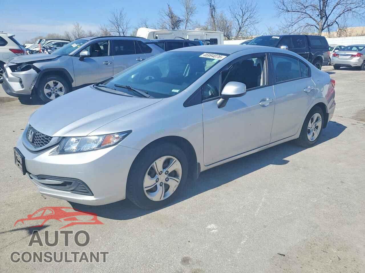 HONDA CIVIC 2013 - 2HGFB2F57DH556845