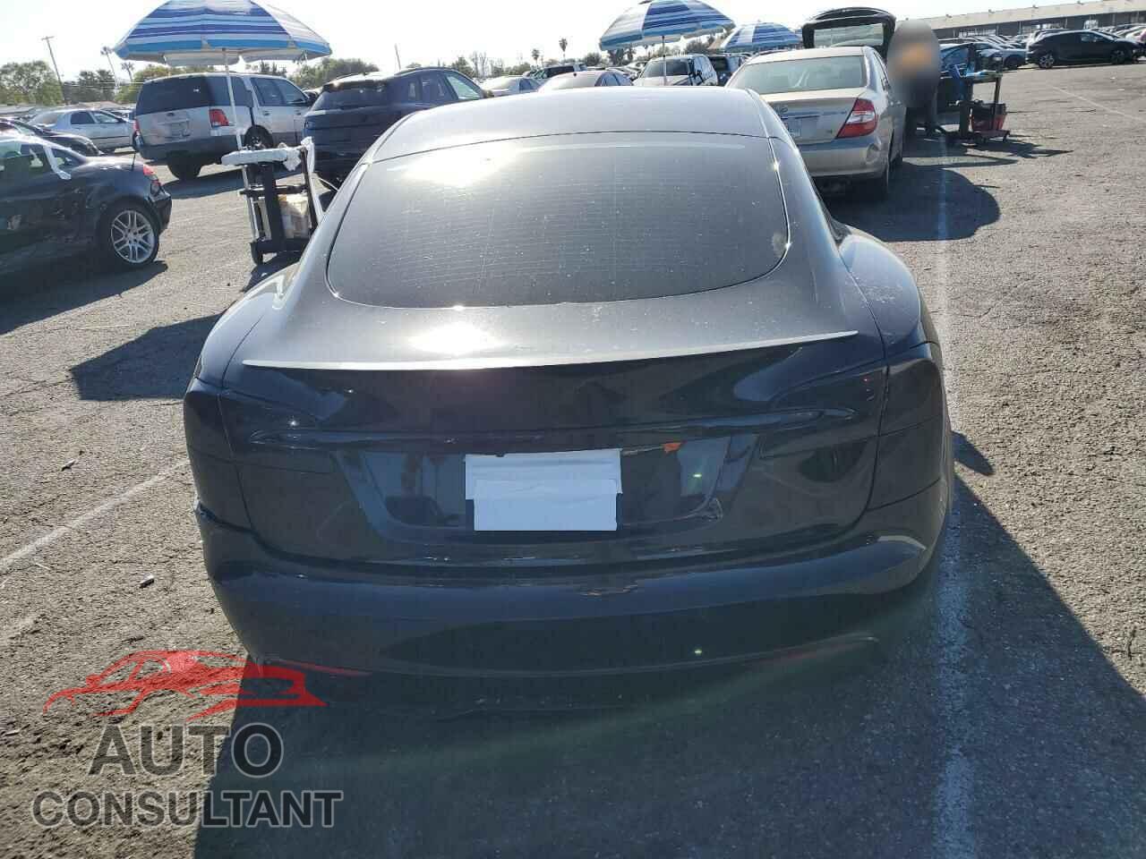 TESLA MODEL S 2022 - 5YJSA1E64NF464667