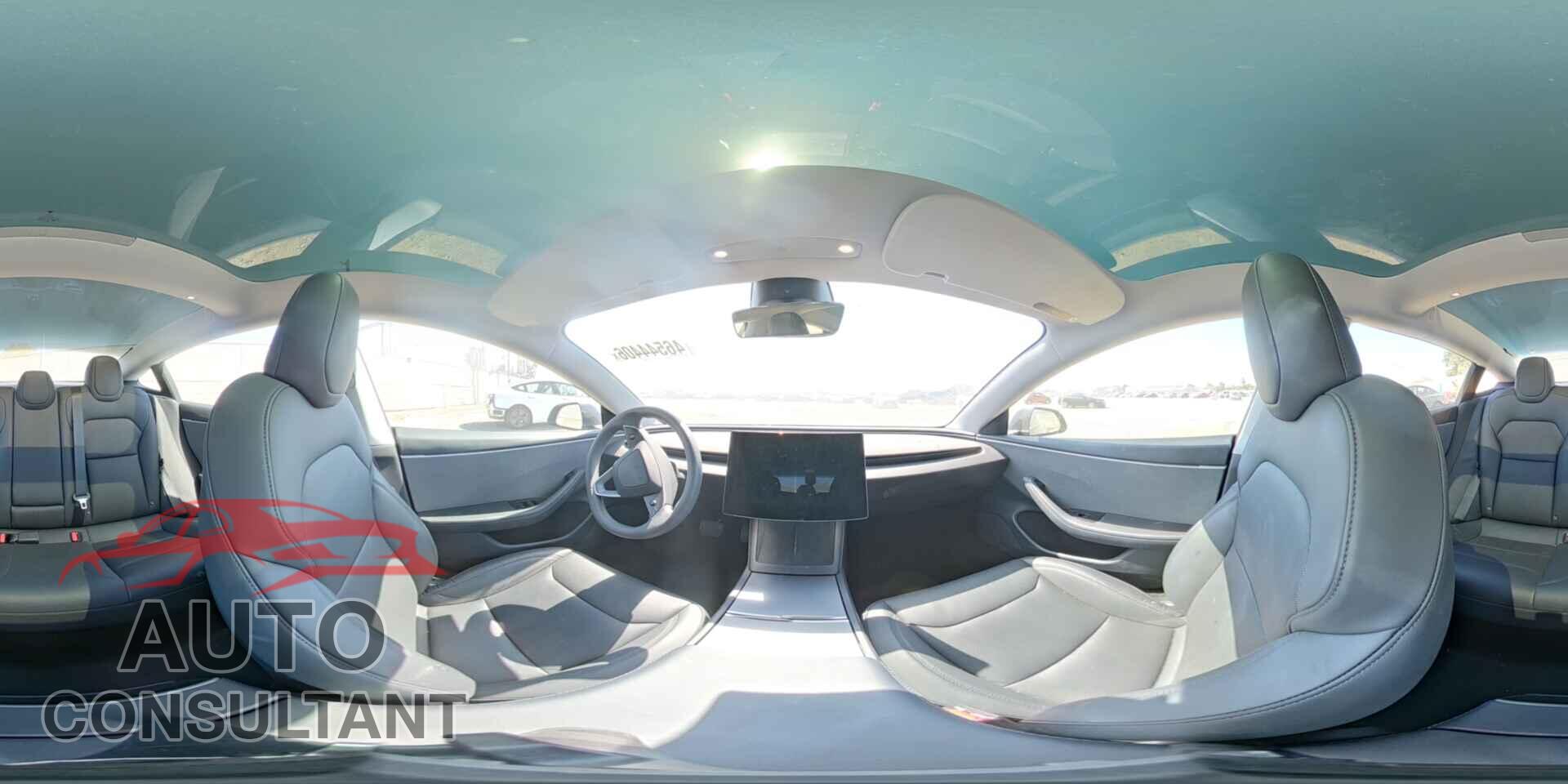 TESLA MODEL 3 2024 - 5YJ3E1EA2RF833688