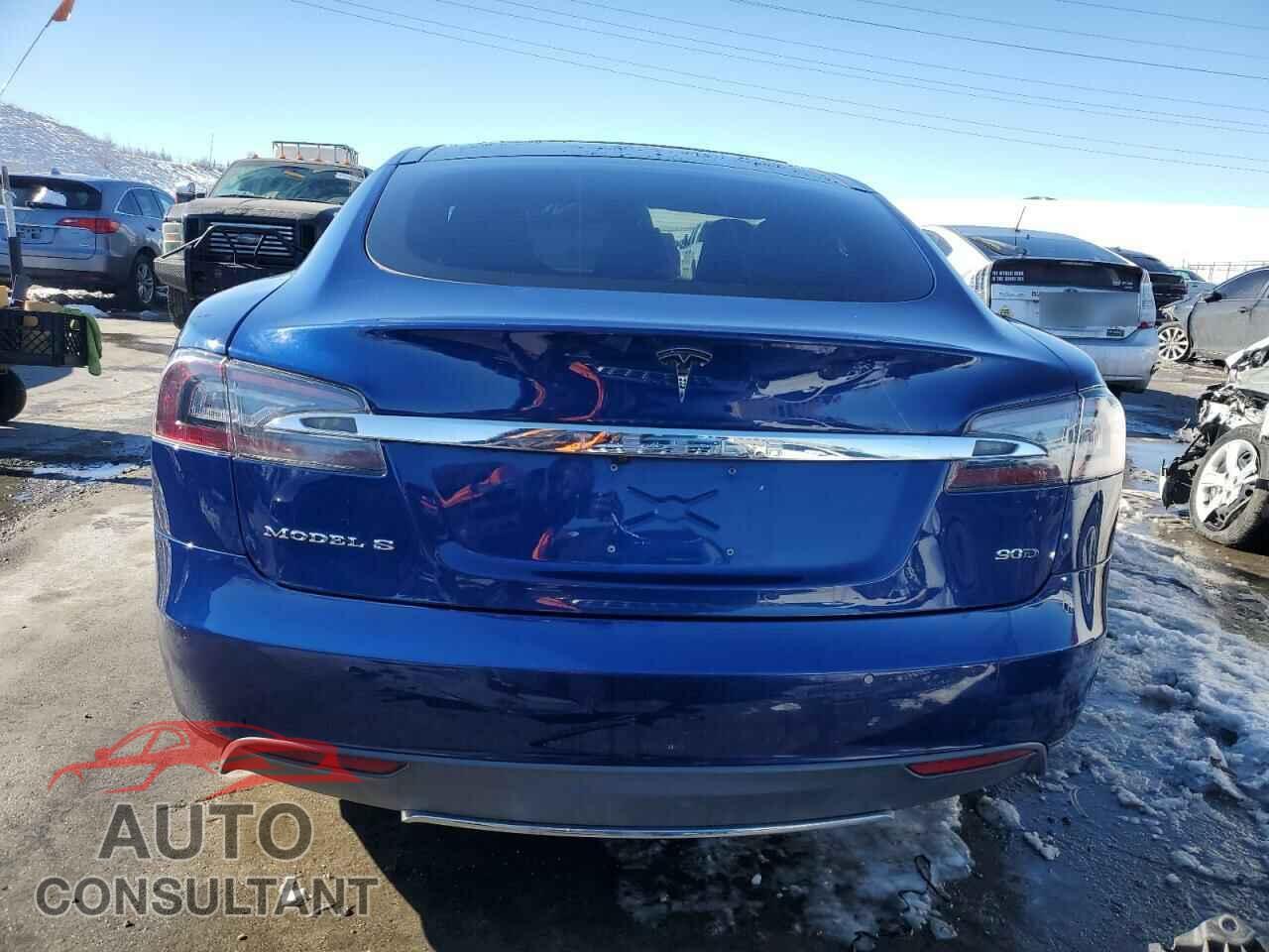TESLA MODEL S 2015 - 5YJSA1E23FF105342