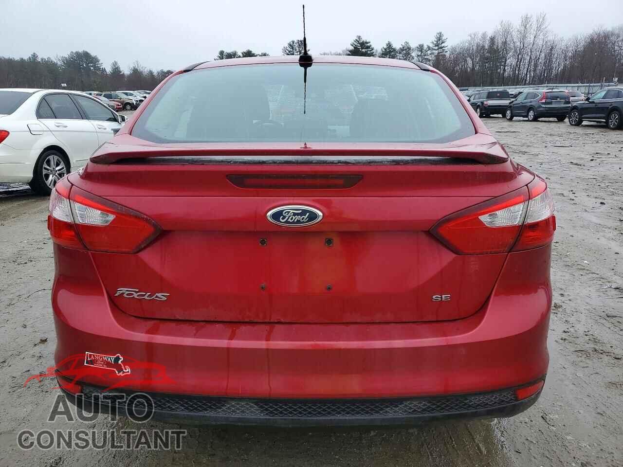 FORD FOCUS 2012 - 1FAHP3F22CL384252